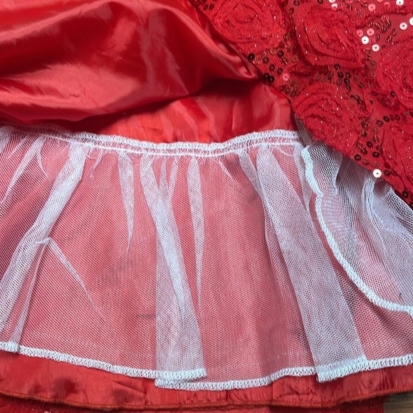 Rare Too Girls Dress Red Sparkling Rosettes size 6 - Picture 7 of 8